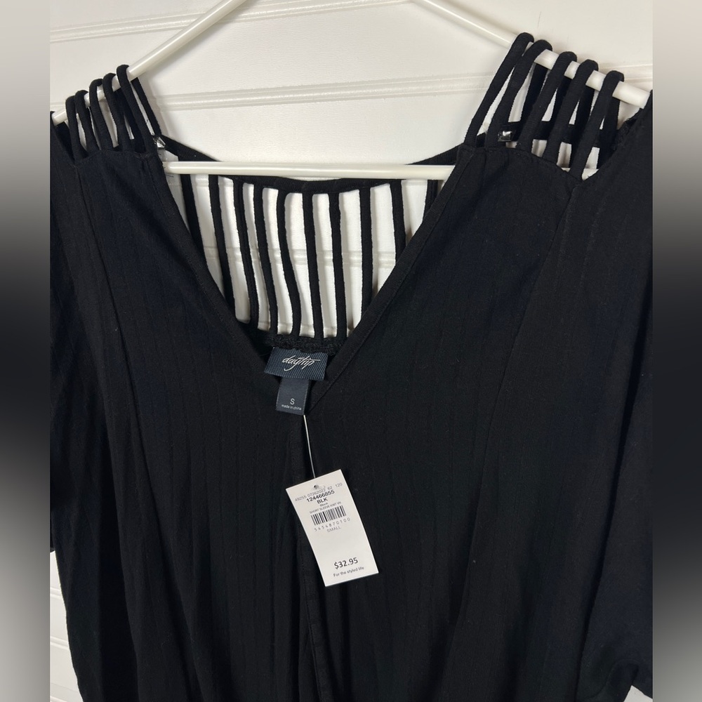 Daytrip Black Women's Top - Picture 2 of 4